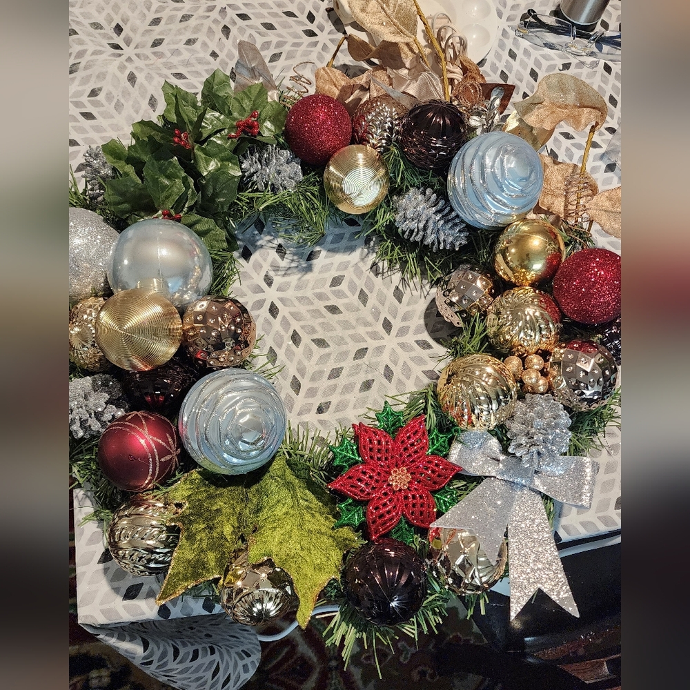 Festive Holiday Wreath with Red, Gold, and Silver Accents